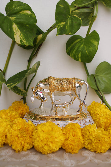 Kamdhenu Cow for Home: Meaning, Placement & Benefits